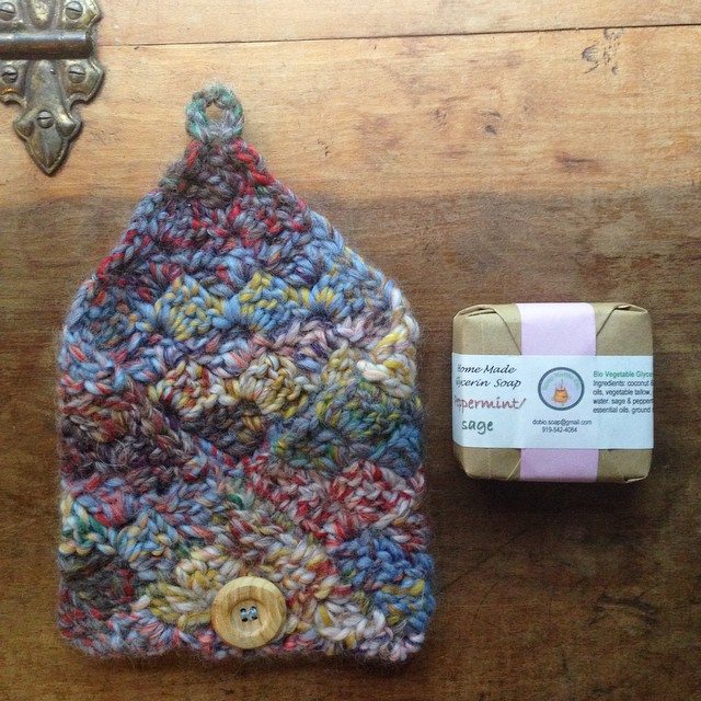 woolyana crochet soap pouch