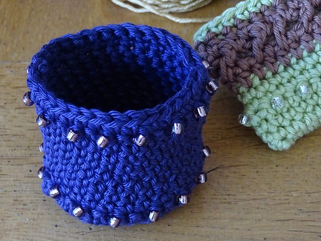 crochet beaded pot free pattern