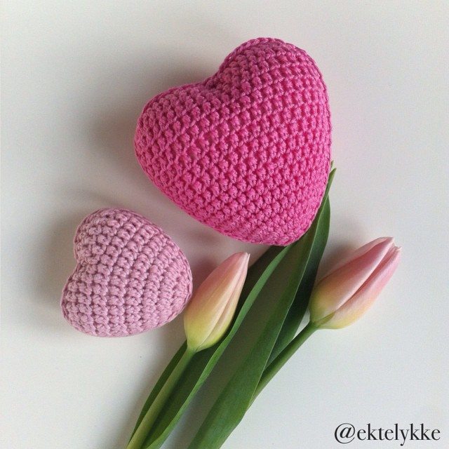 ektelykke crochet heart