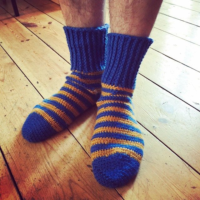 holly_pips crochet socks