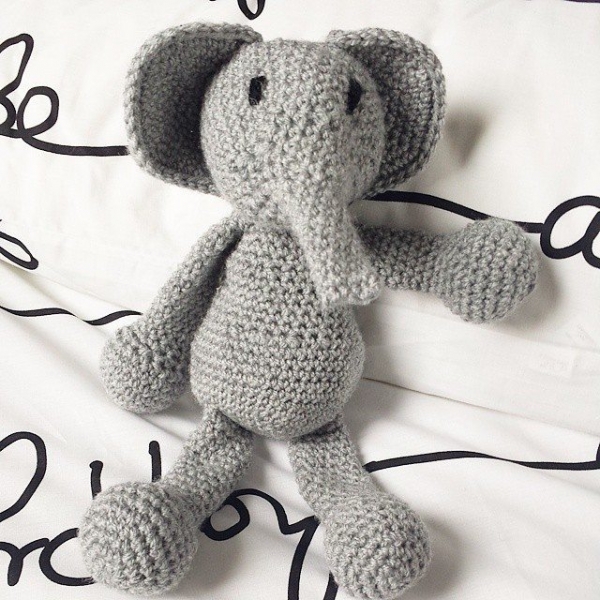 missmotherhook crochet elephant