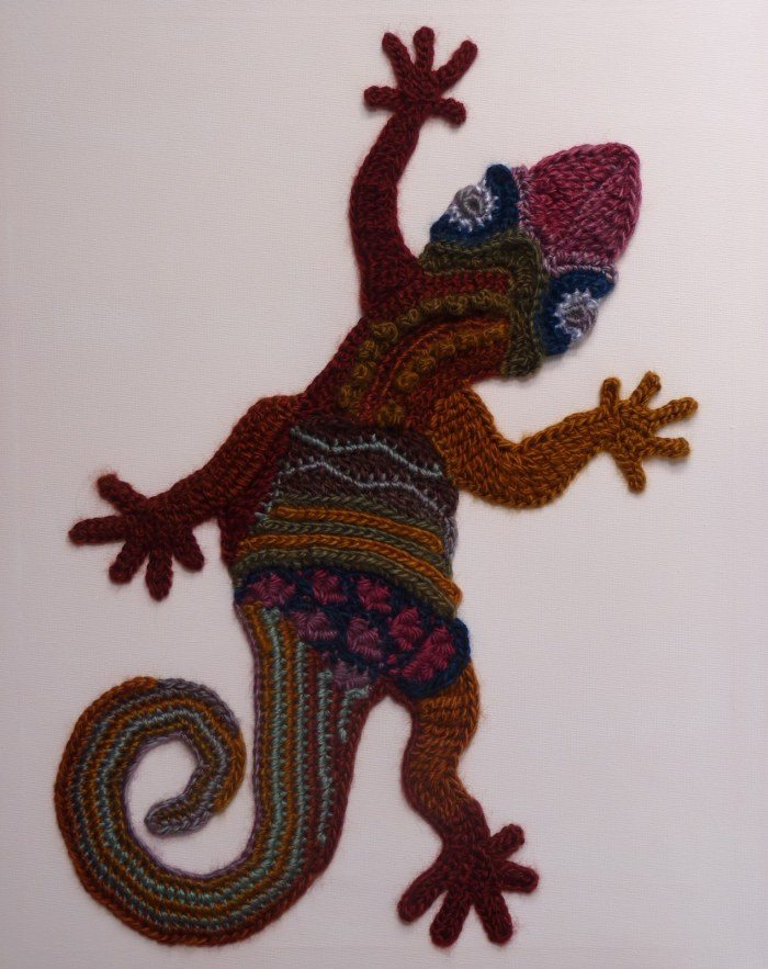crochet gecko art benoot