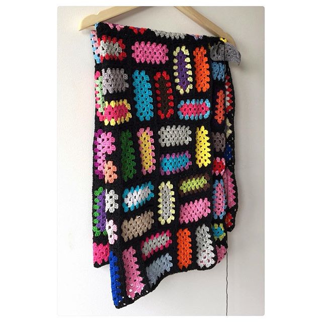 marretjeroos colorful crochet rectangle granny blanket