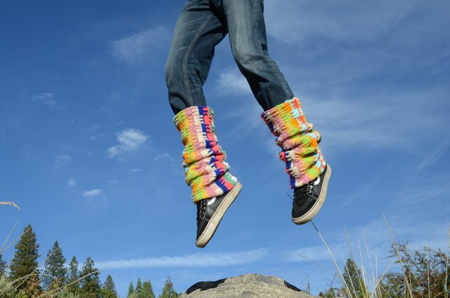 lordvonschmitt crochet legwarmers jumping