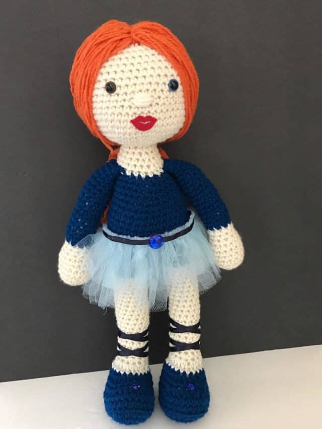 crochet toy by maria cabriza