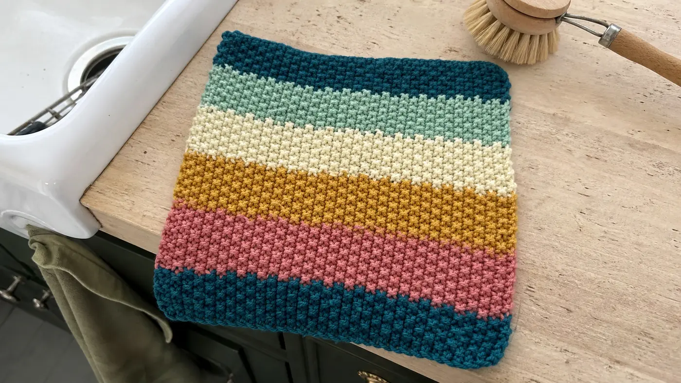 Scrap-Busting Moss Stitch Dishcloth — Free Crochet Pattern