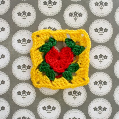 crochet heart granny square free pattern