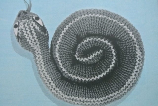 1960s crochet animal pillow