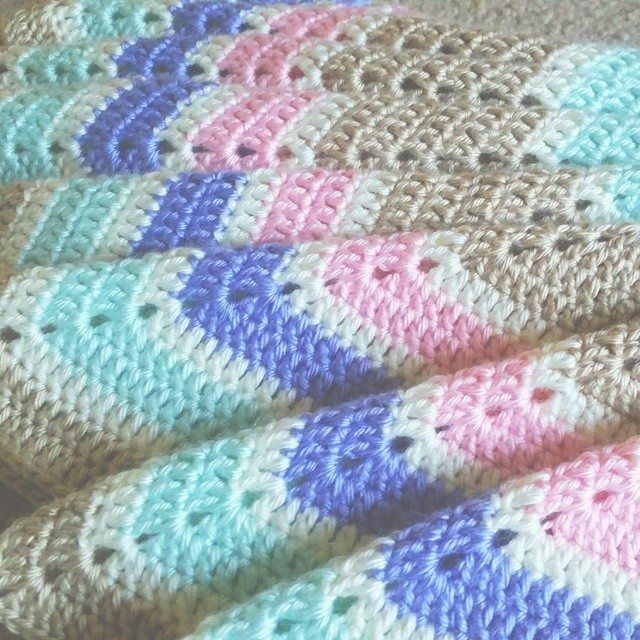 samyaun crochet blanket