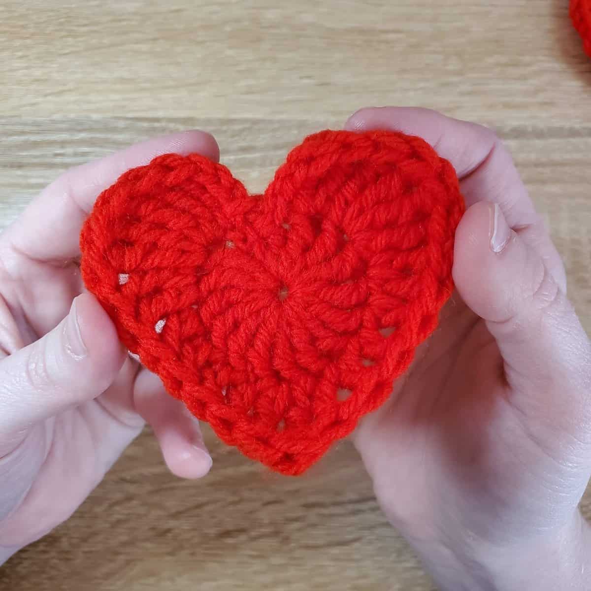 red heart crochet pattern
