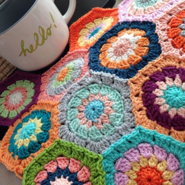 allisonpadua crochet motif blanket