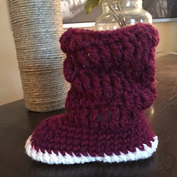 audra_hooknowl crochet boots