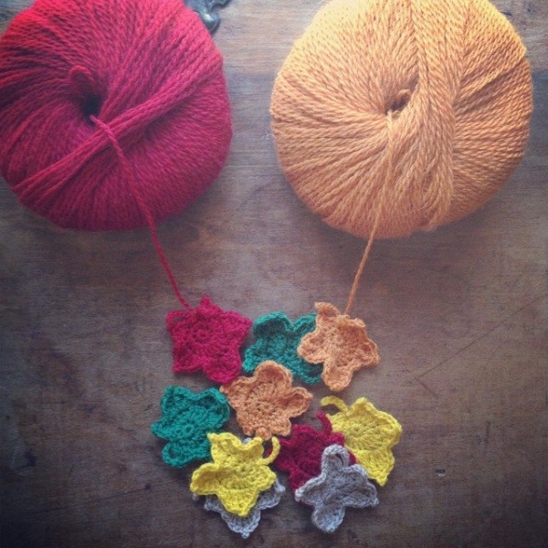 woolyana crochet fall motifs