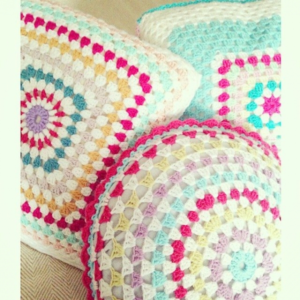 sweet_sharna crochet cushions