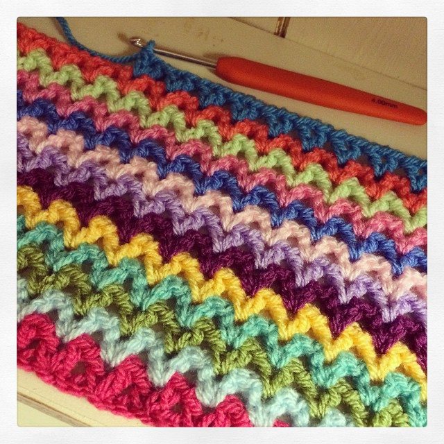 _lara_x crochet vstitch colorful