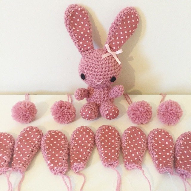 mamma_made_that crochet bunnies