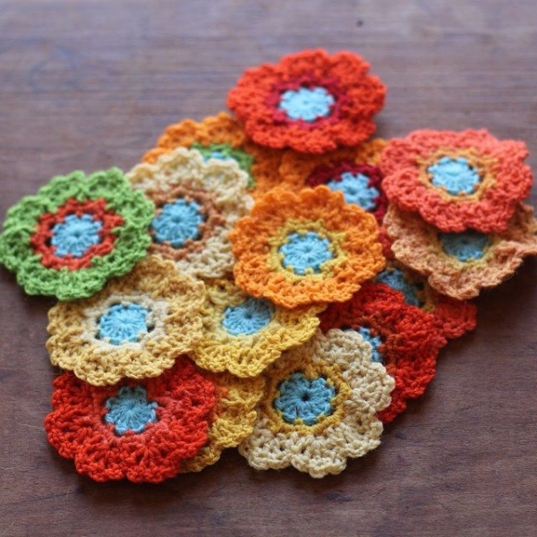 woolyana crochet flowers