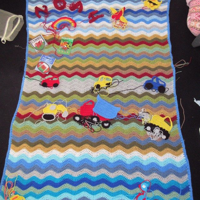 inspiringcrochet crochet play blanket