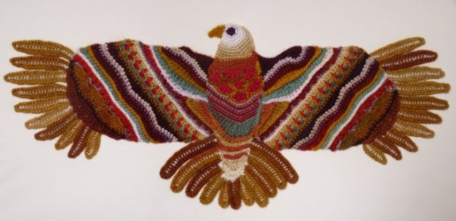 crochet hawk art benoot