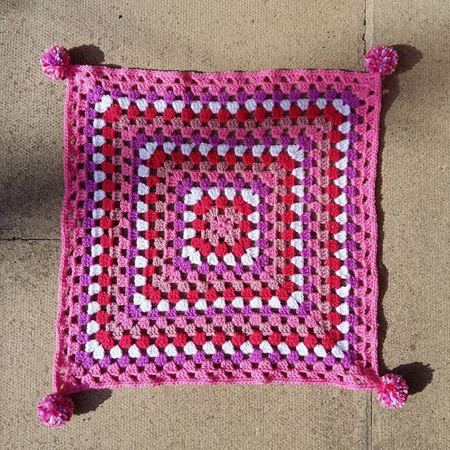 girlfromalittletown crochet granny blanket