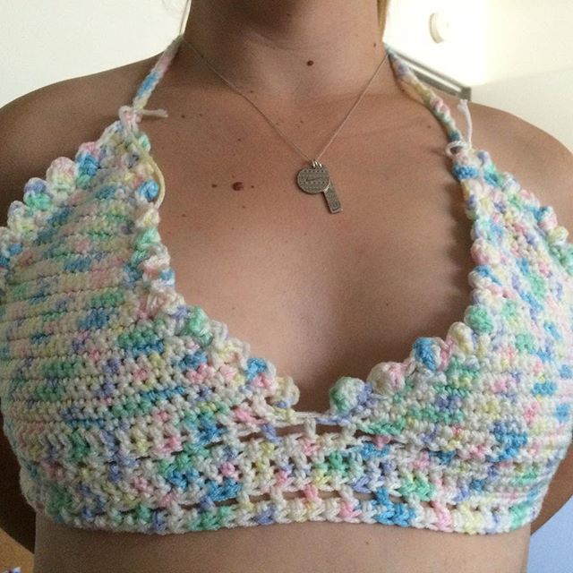 onaturbokick88 crochet crop top