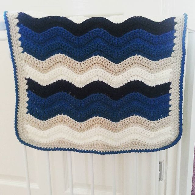 all_about_clare crochet ripple blanket