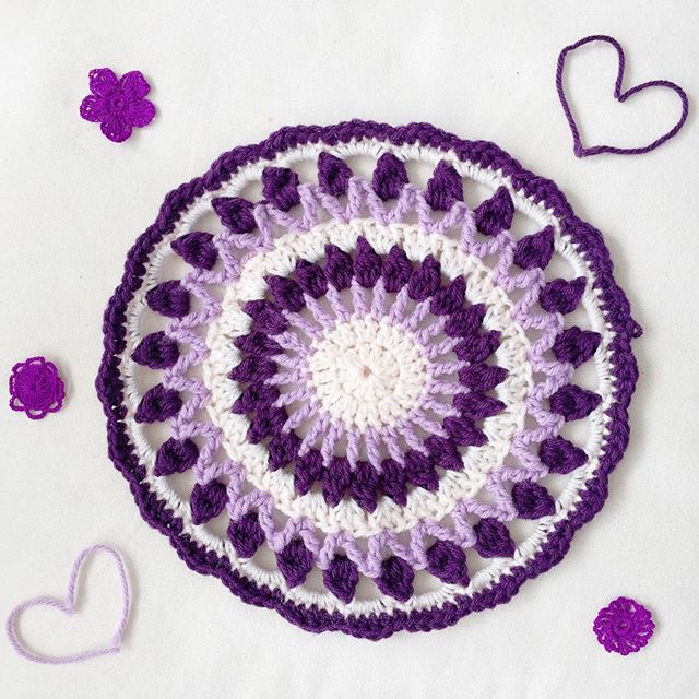 deartomyartcreations crochet purple mandala