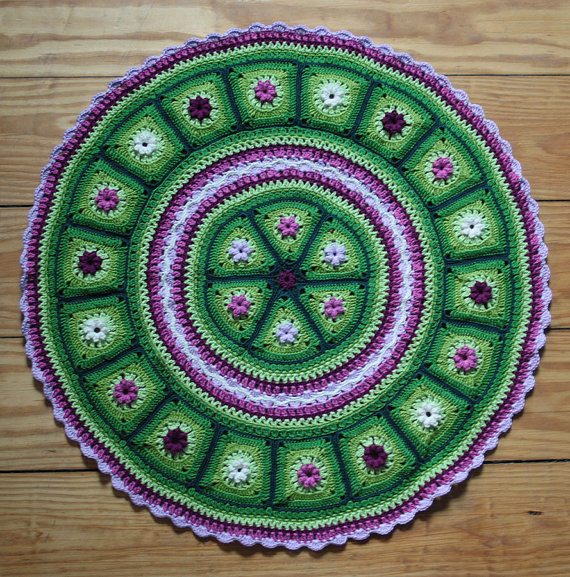 granny crochet mandala pattern by carocreated