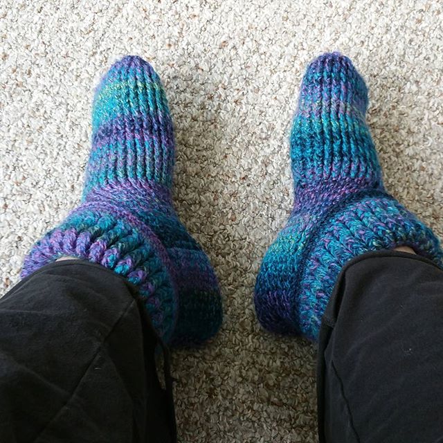 laurbaker78 crochet slippers