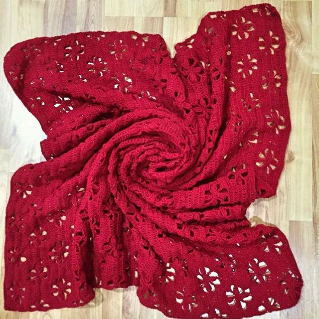lyudmilascherbina crochet red blanket