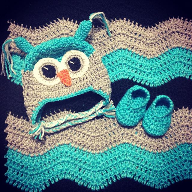 _nessbombaert_ crochet owl baby set