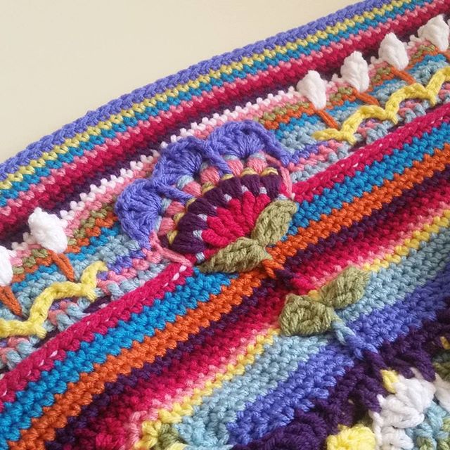 thegirllovesyarn crochet sophie detail