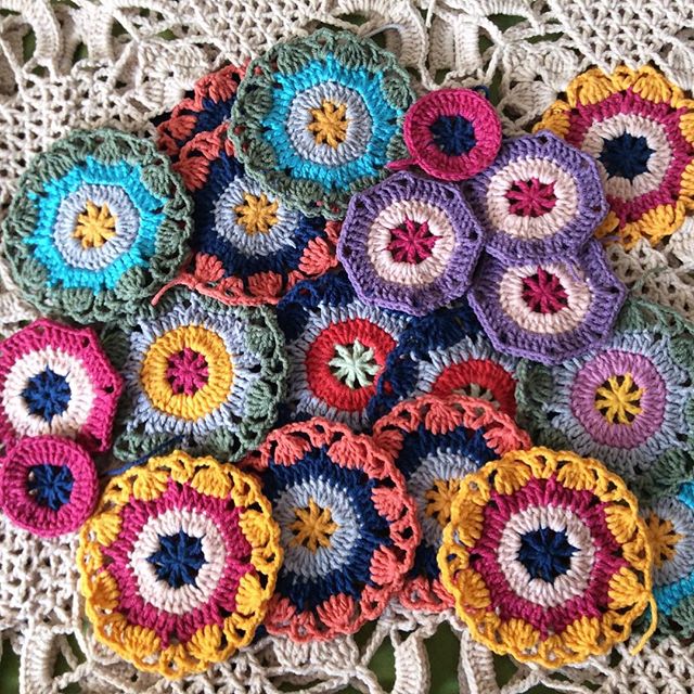 nesimerciger crochet flower