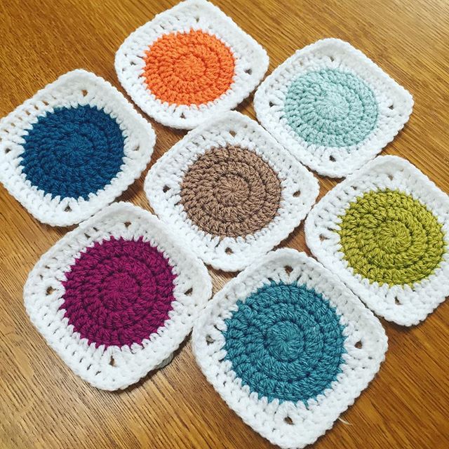 mamma_made_that crochet squares
