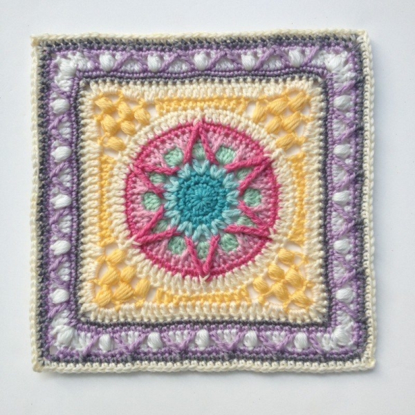 pretty crochet square pattern