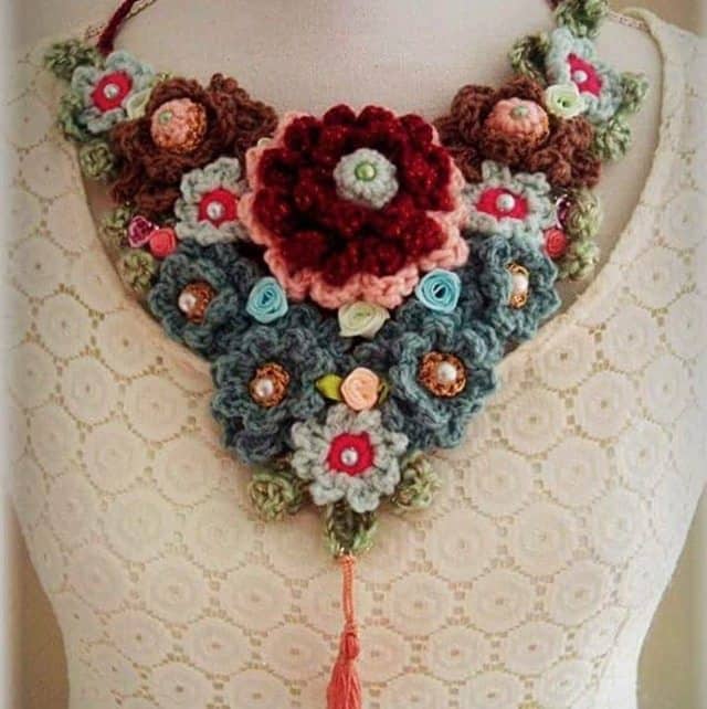 floral crochet necklace by adinda
