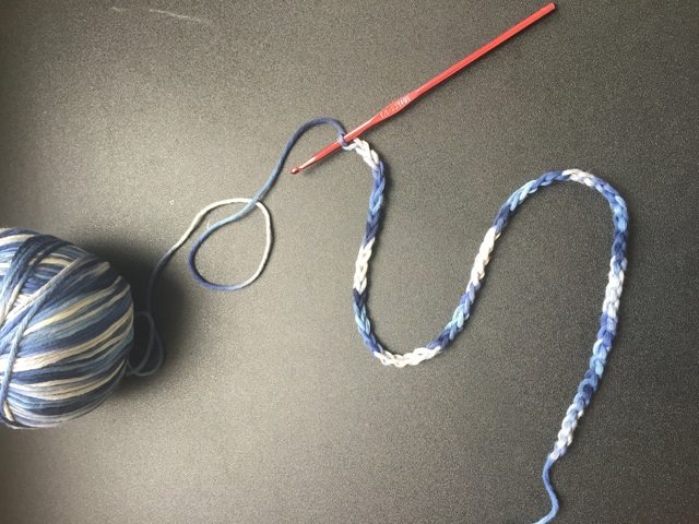 how to crochet wattle stitch - chain
