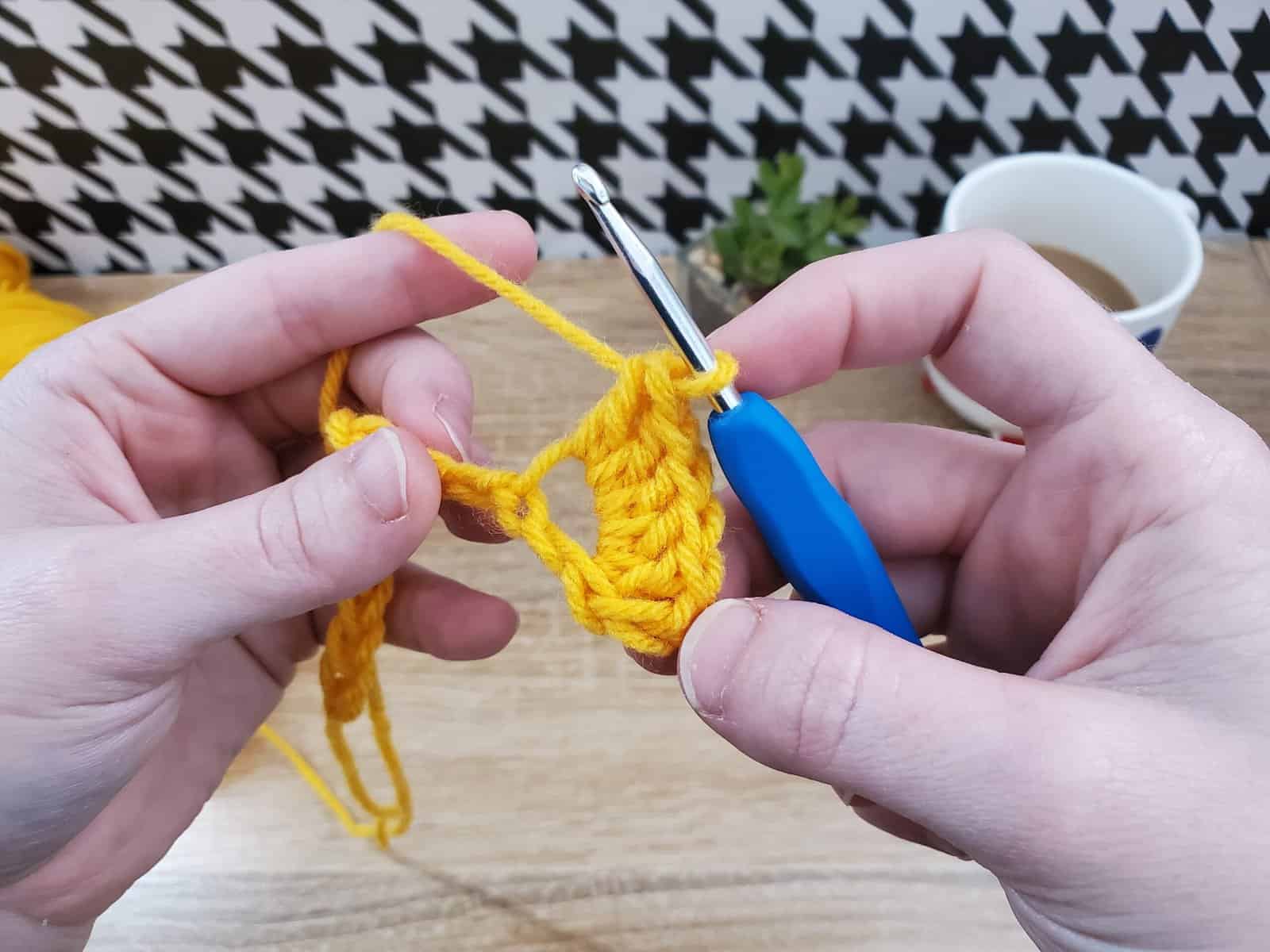 first stitch for crochet popcorn