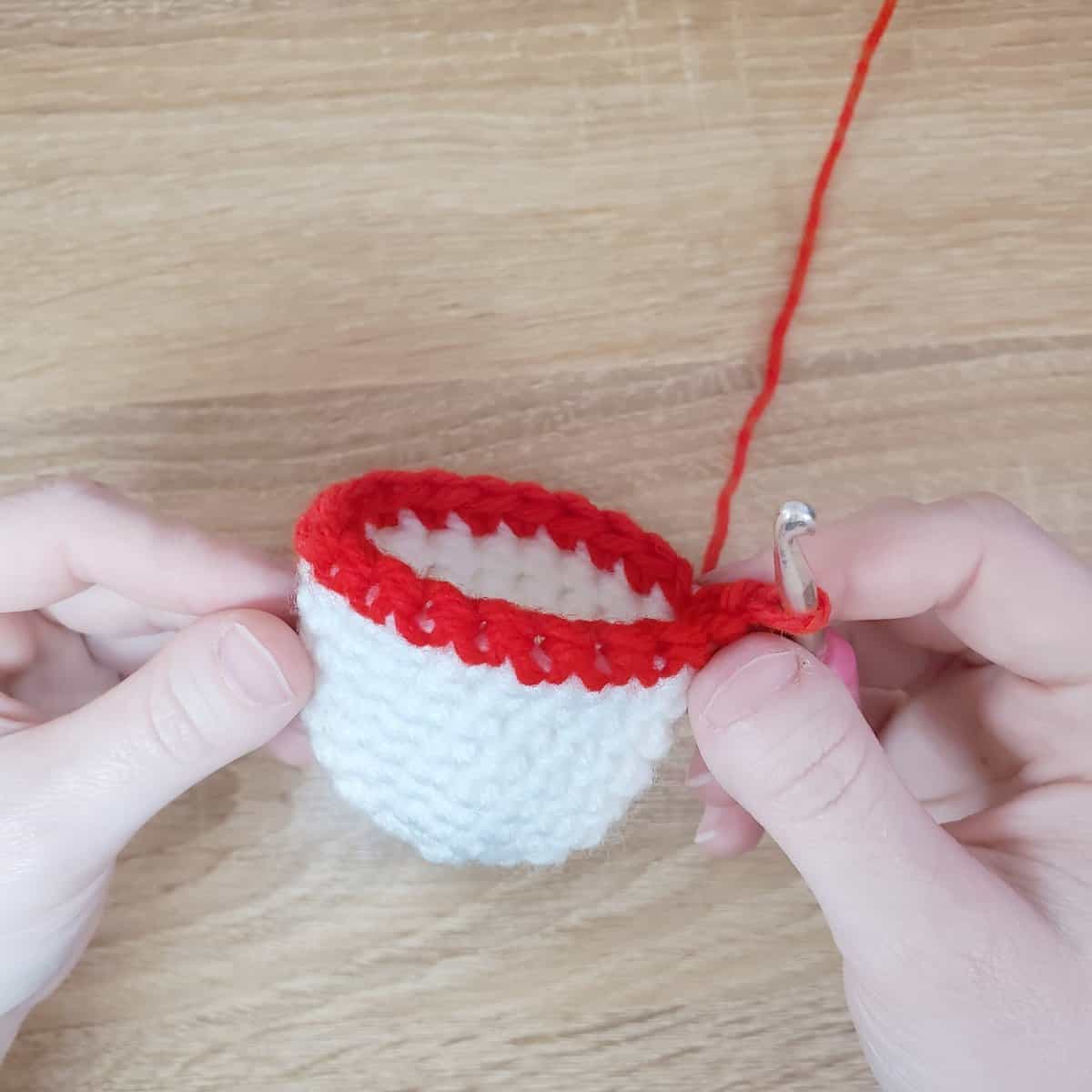 Brim Crochet R1- 2