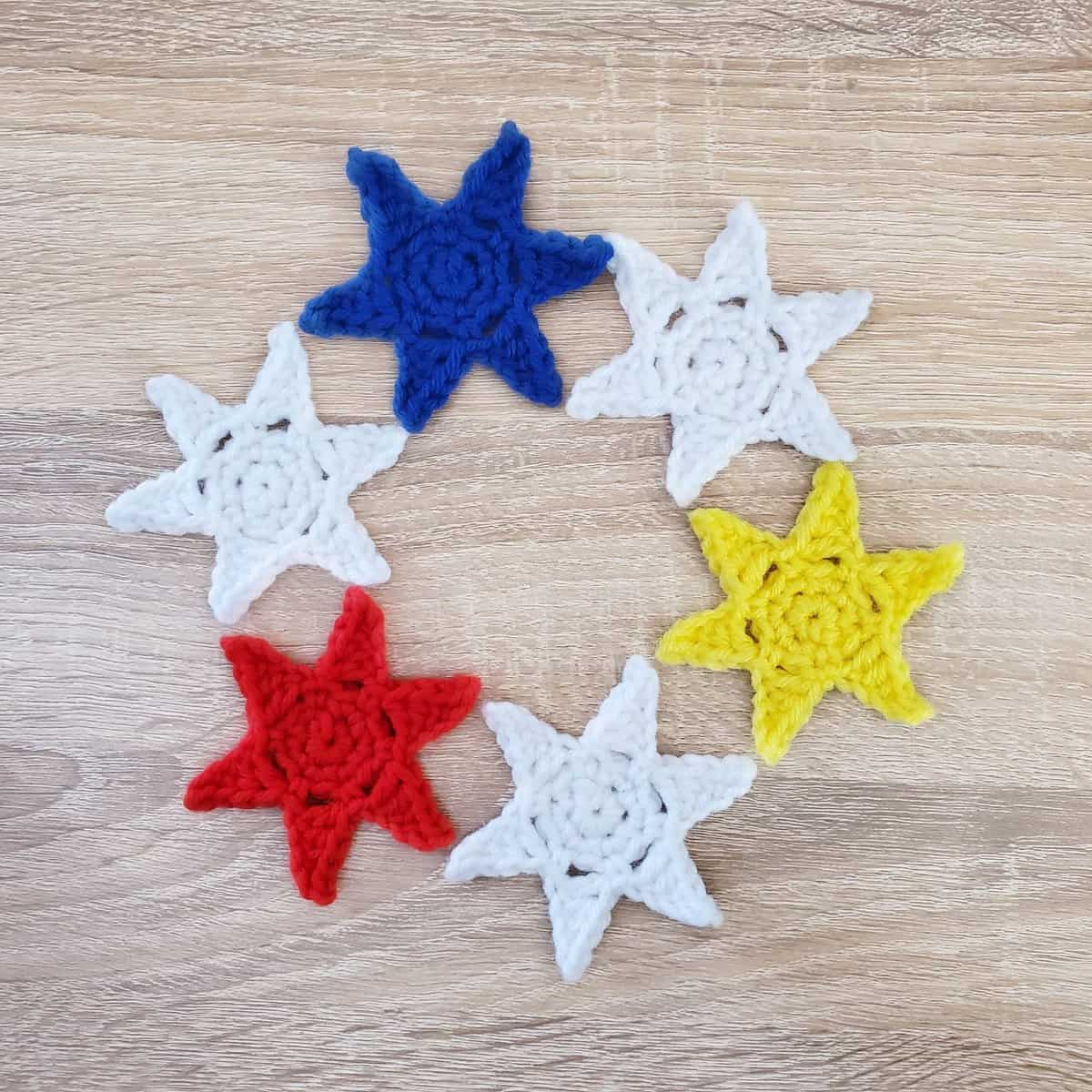 completed crochet stars