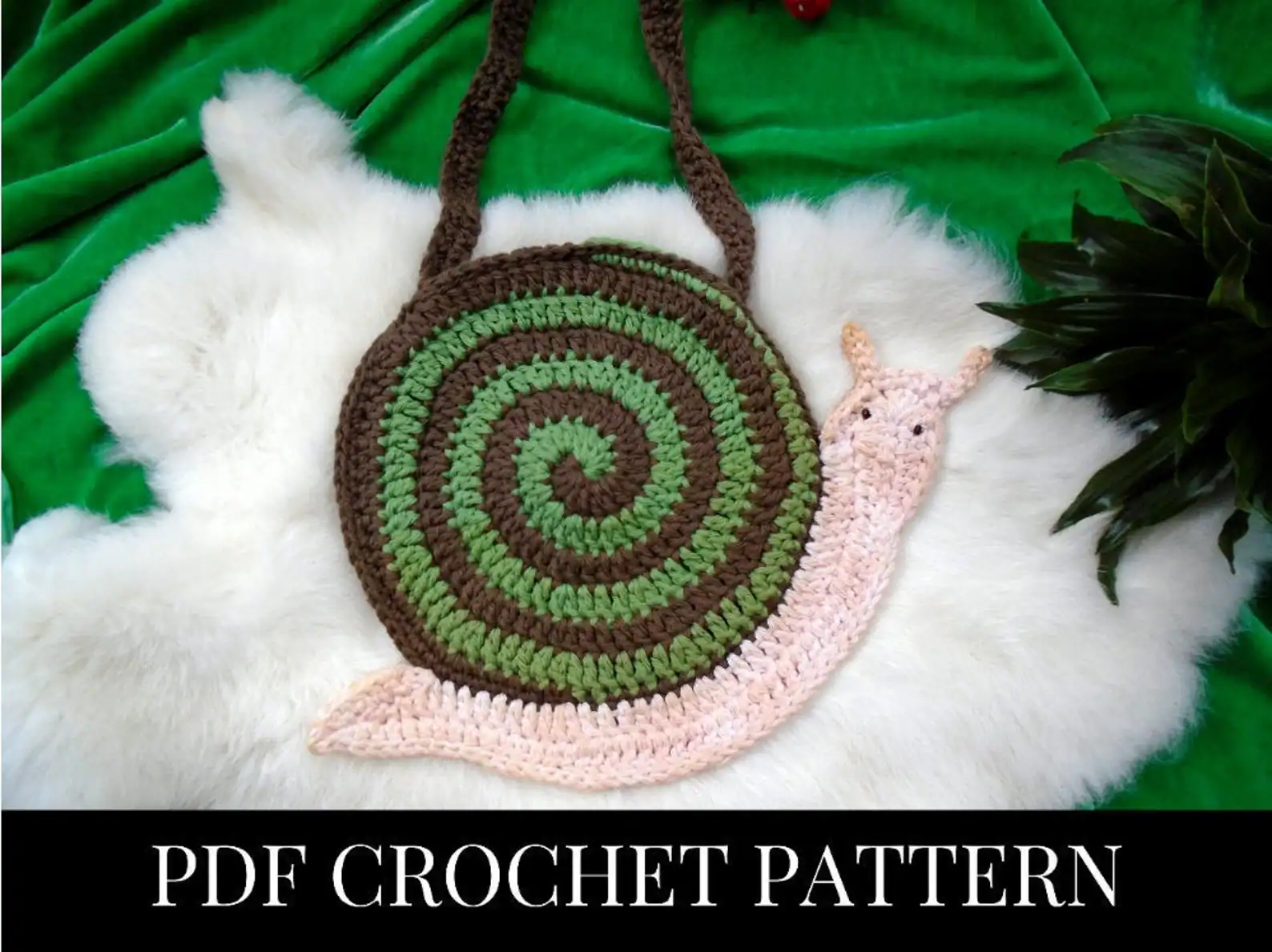 20 Incredible Crochet Snails, Slugs, Caterpillars, and Worms 6 Snail Bag Crochet Pattern
