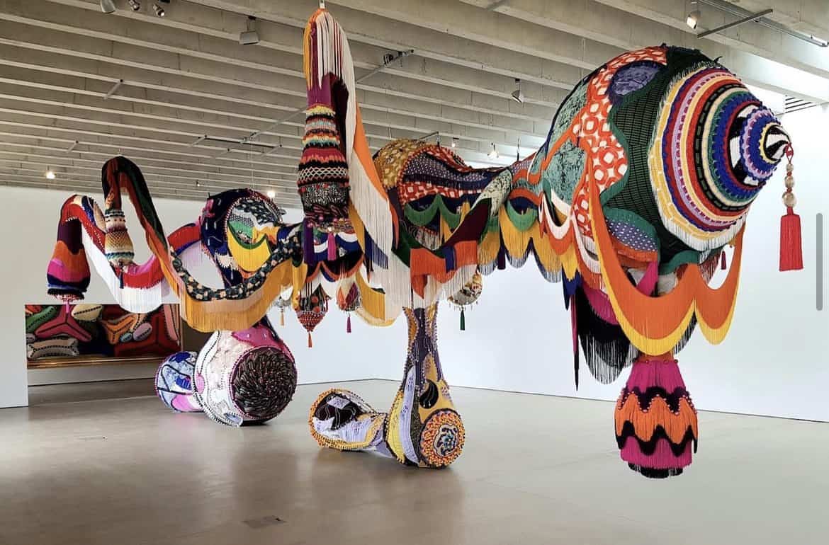 Crochet Artist: Joana Vasconcelos – Femininity and Society 4 Crochet Sculptures