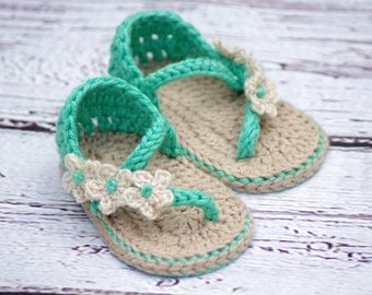 Crochet Baby Sandals Pattern - Carefree No. 219