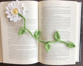 Daisy Crochet Bookmark PDF: Easy Beginner Pattern