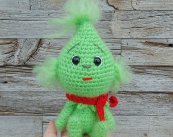 Grinch-Inspired Tiny Christmas Grouch Crochet Pattern