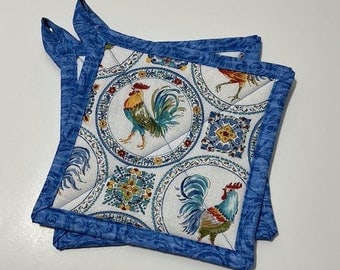Handmade Rooster-Themed Crochet Potholder/Oven Mitt