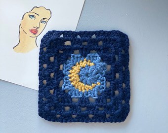 English Moon Granny Square Crochet Pattern