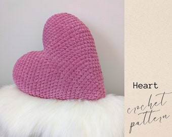 Heart-themed Crochet Pattern for Mother's Day Gift