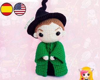 Teacher Witch Crochet Doll Pattern: Amigurumi