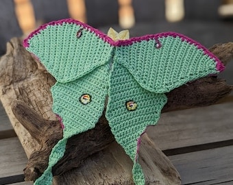 Charming Luna Moth Crochet Pattern